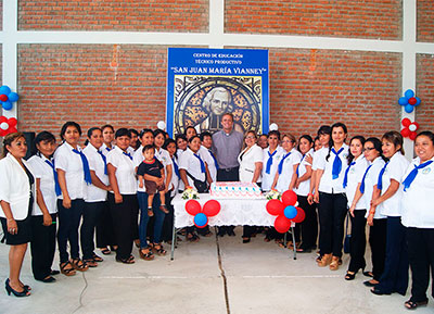 Misa por el d&iacute;a de San Juan María Vianney