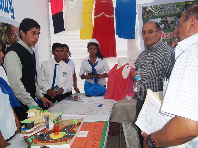 Participaci&oacute;n en Feria Regional de Cetpros